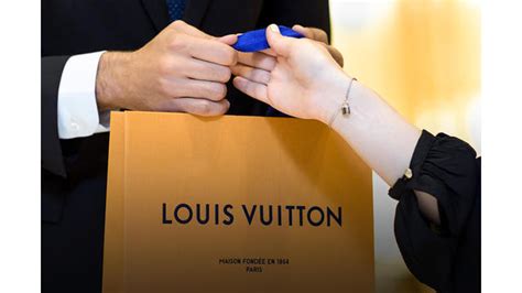 louis vuitton work from home jobs|louis vuitton customer service jobs.